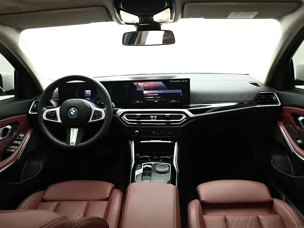 BMW i3 2022 — фото 15