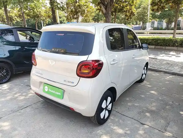 Wuling Hongguang MINIEV 2025