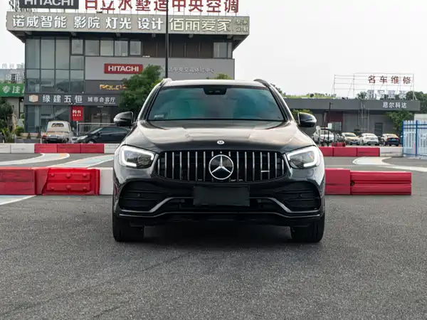 Mercedes-Benz GLC AMG 2023