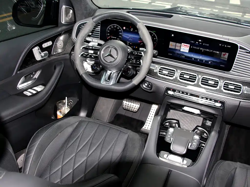 Mercedes-Benz GLS AMG 2024 — фото 6