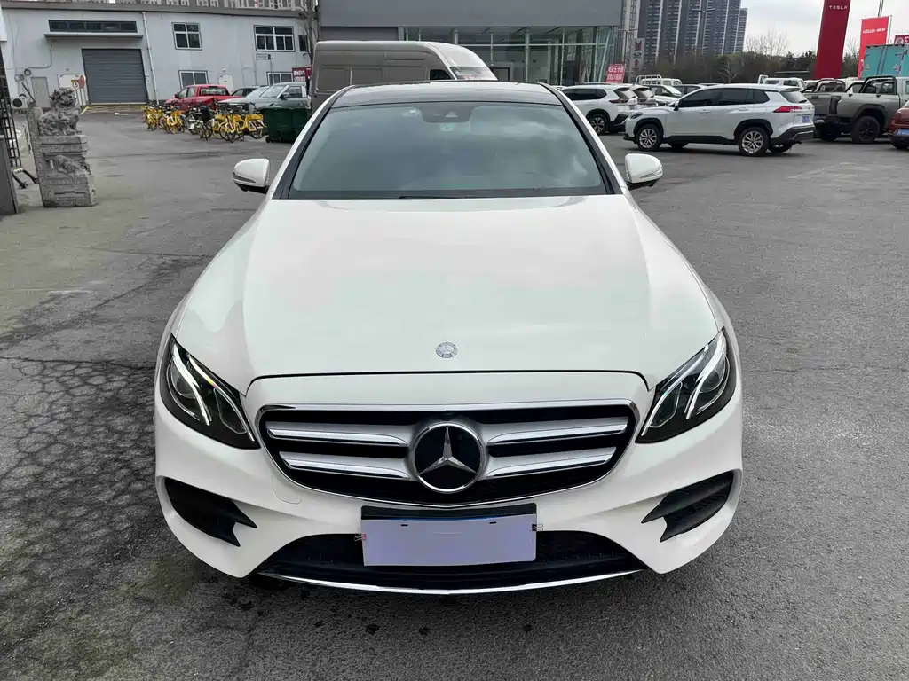 Mercedes-Benz E-Class 2017 — фото 2