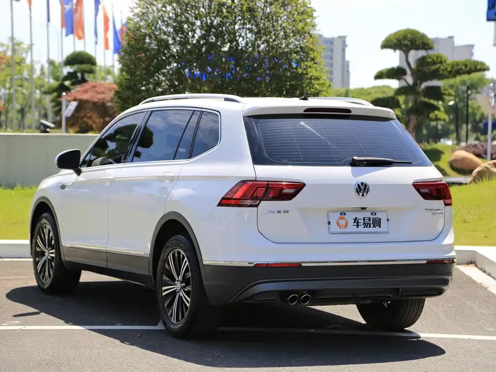 Volkswagen Tiguan L 2020 — фото 19