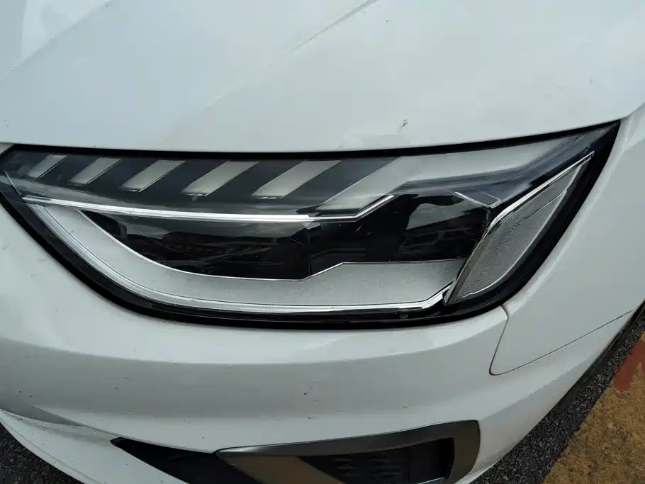 Audi A4L 2021