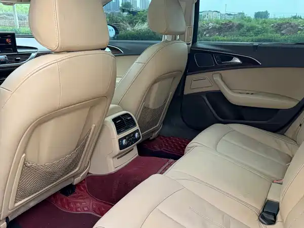 Audi A6L 2012