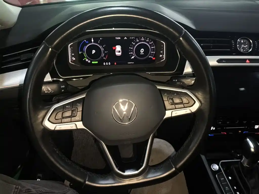 Volkswagen Magotan GTE PHEV 2023 — фото 11