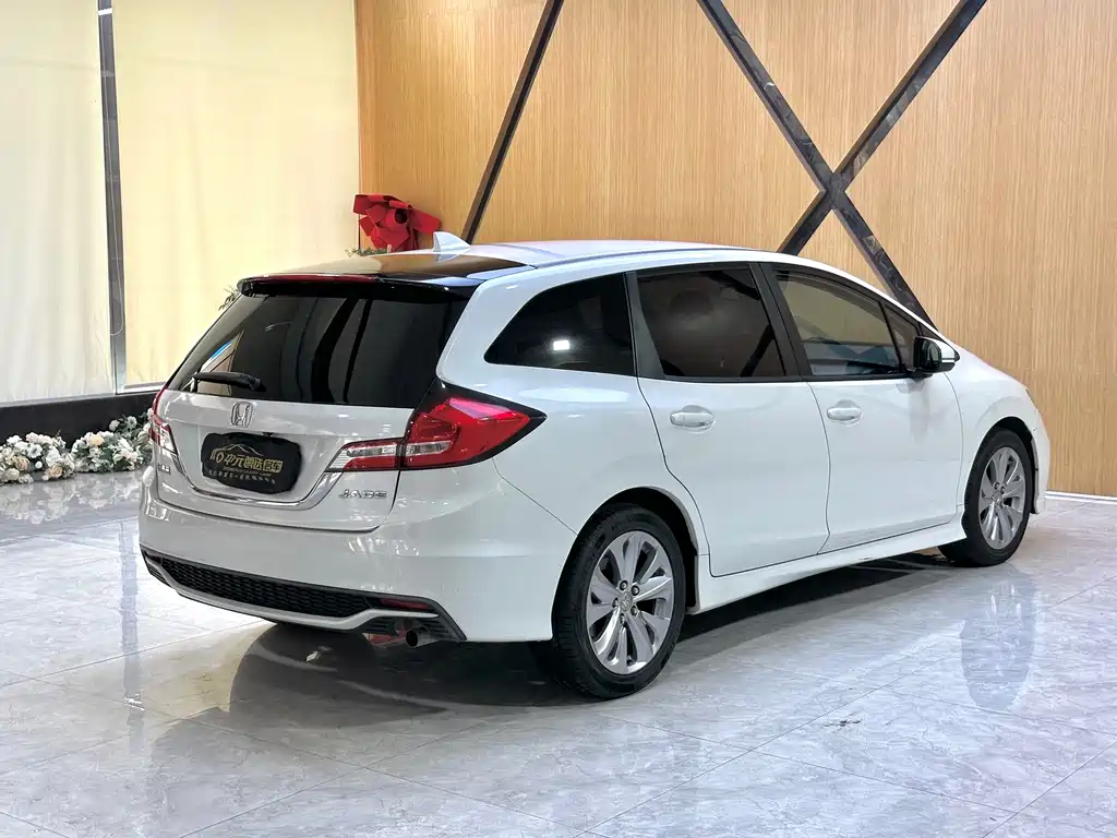 Honda Jade 2017 — фото 20