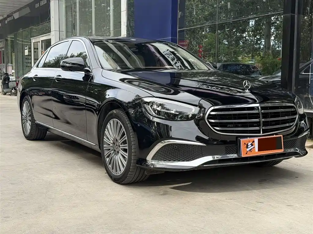 Mercedes-Benz E-Class 2021