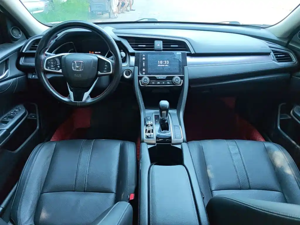 Honda Civic 2018 — фото 10