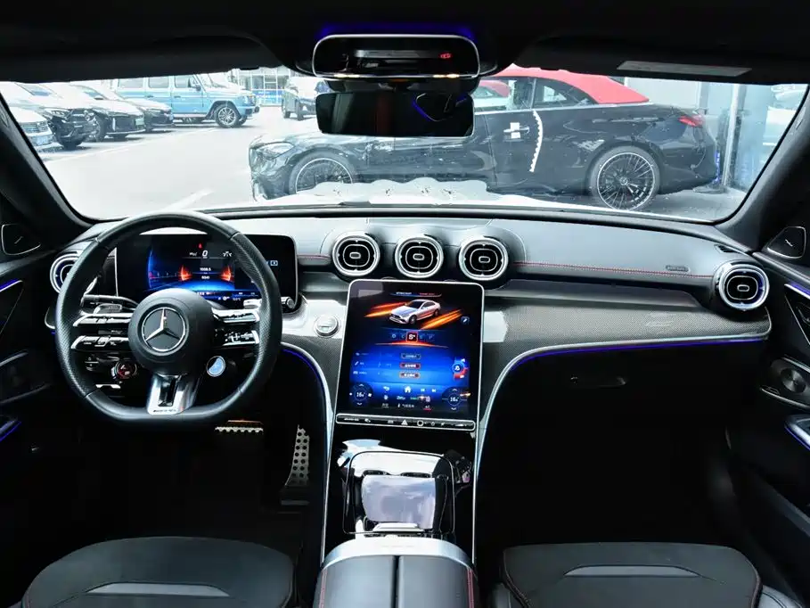 Mercedes-Benz C-Class AMG 2025
