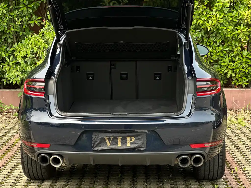 Porsche Macan 2018 — фото 25
