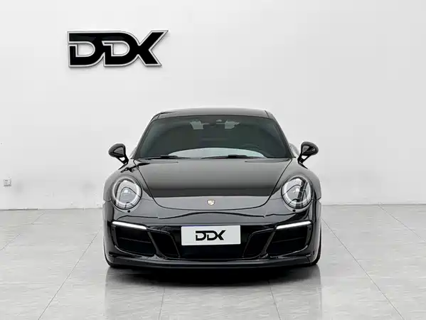 Porsche 911 2019