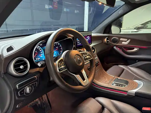 Mercedes-Benz GLC 2020
