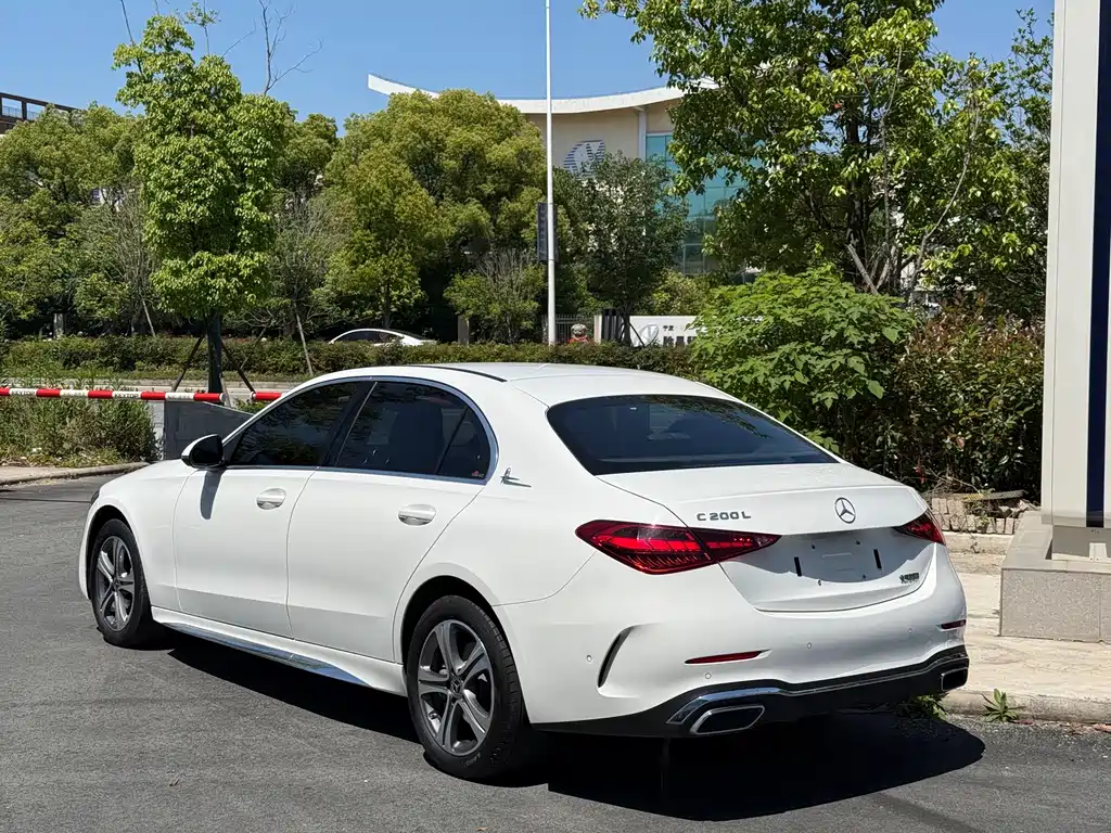 Mercedes-Benz C-Class 2021