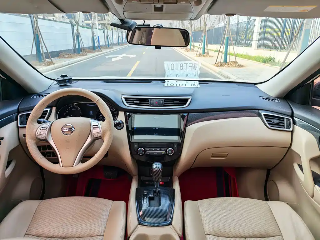 Nissan X-Trail 2014