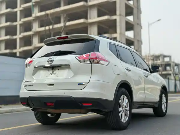 Nissan X-Trail 2014