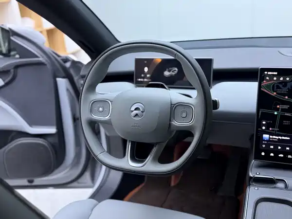 NIO ET5T 2024
