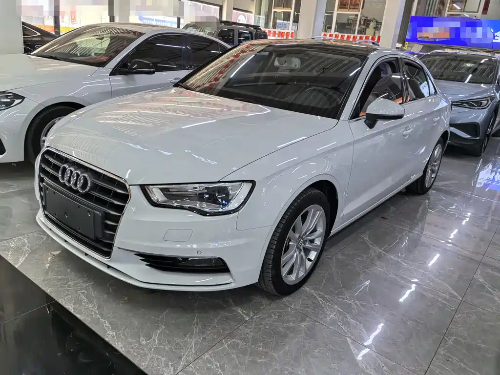 Audi A3 2016 — фото 1