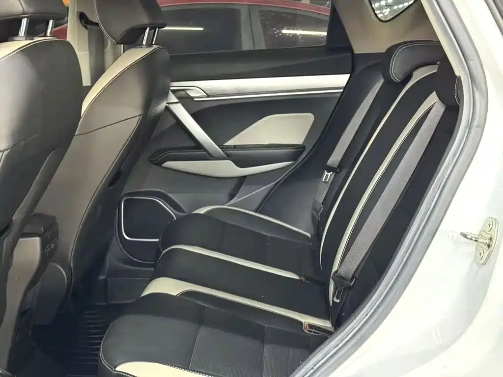 Geely Binyue 2020