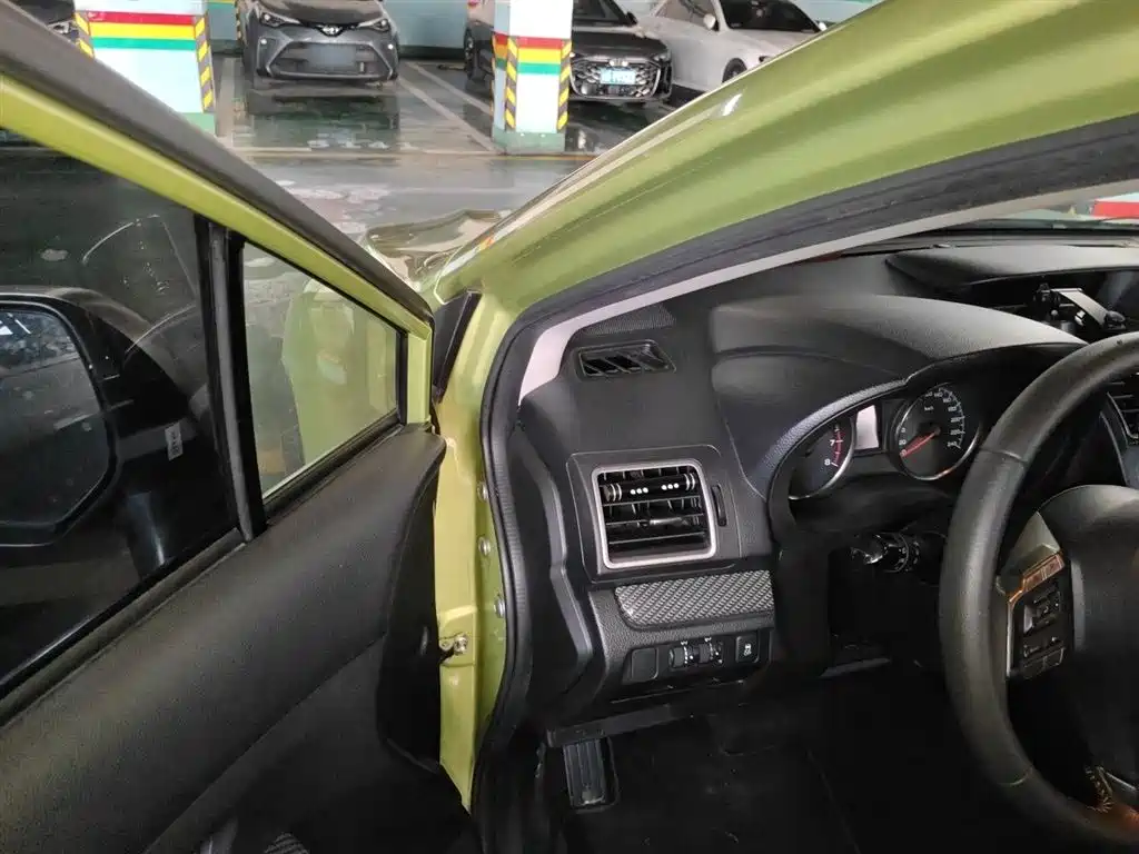 Subaru XV 2015 — фото 13