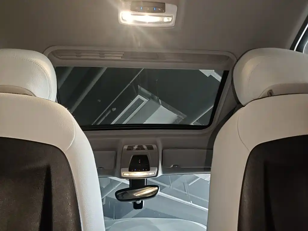 BMW 1 Series 2015 — фото 18