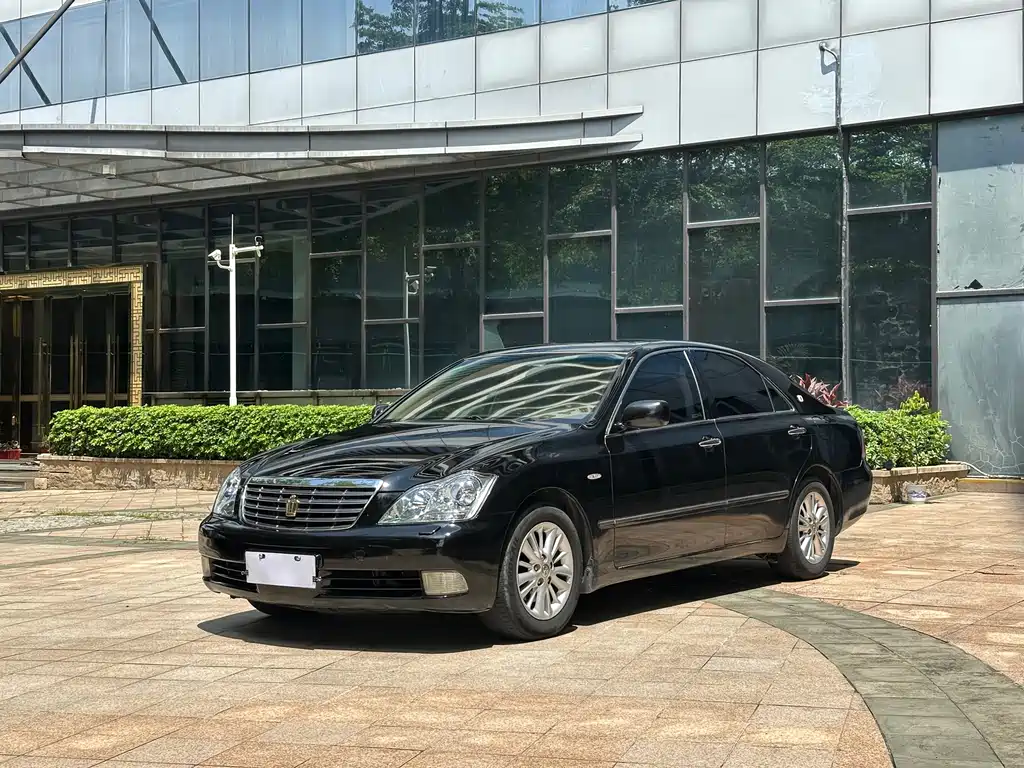 Toyota Crown 2008