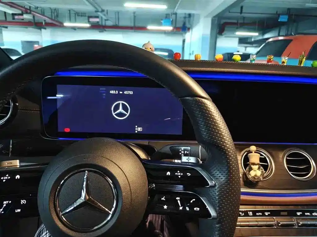 Mercedes-Benz E-Class 2021