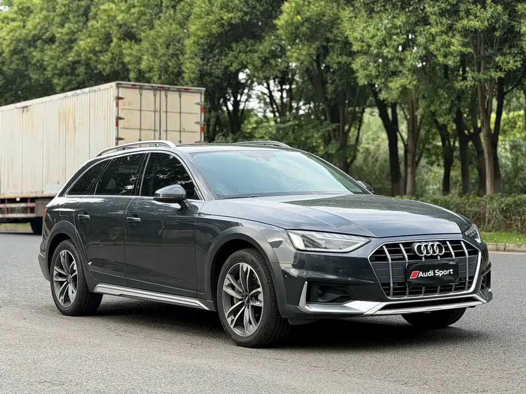 Audi A4 2021 — фото 3