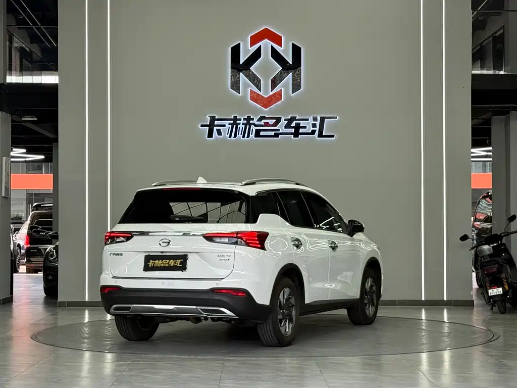 GAC Trumpchi GS4 2023 — фото 2