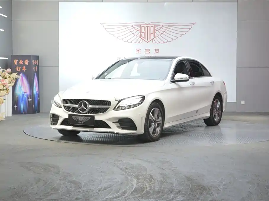 Mercedes-Benz C-Class 2020 — фото 1