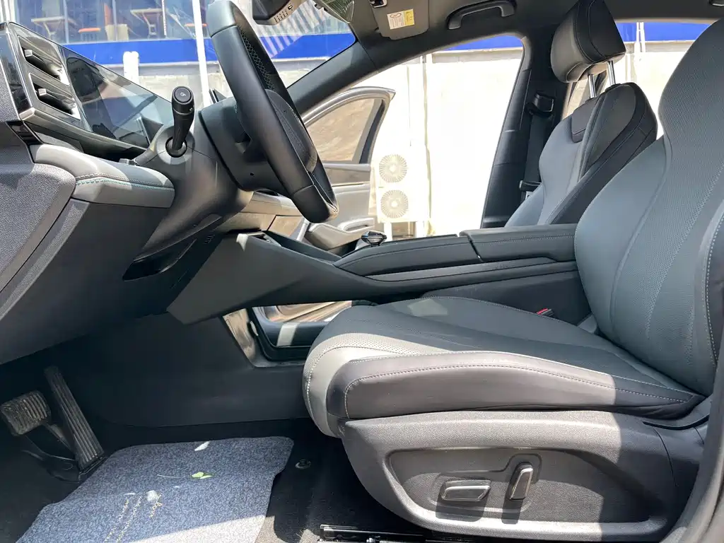 BYD Qin L 2024 — фото 10