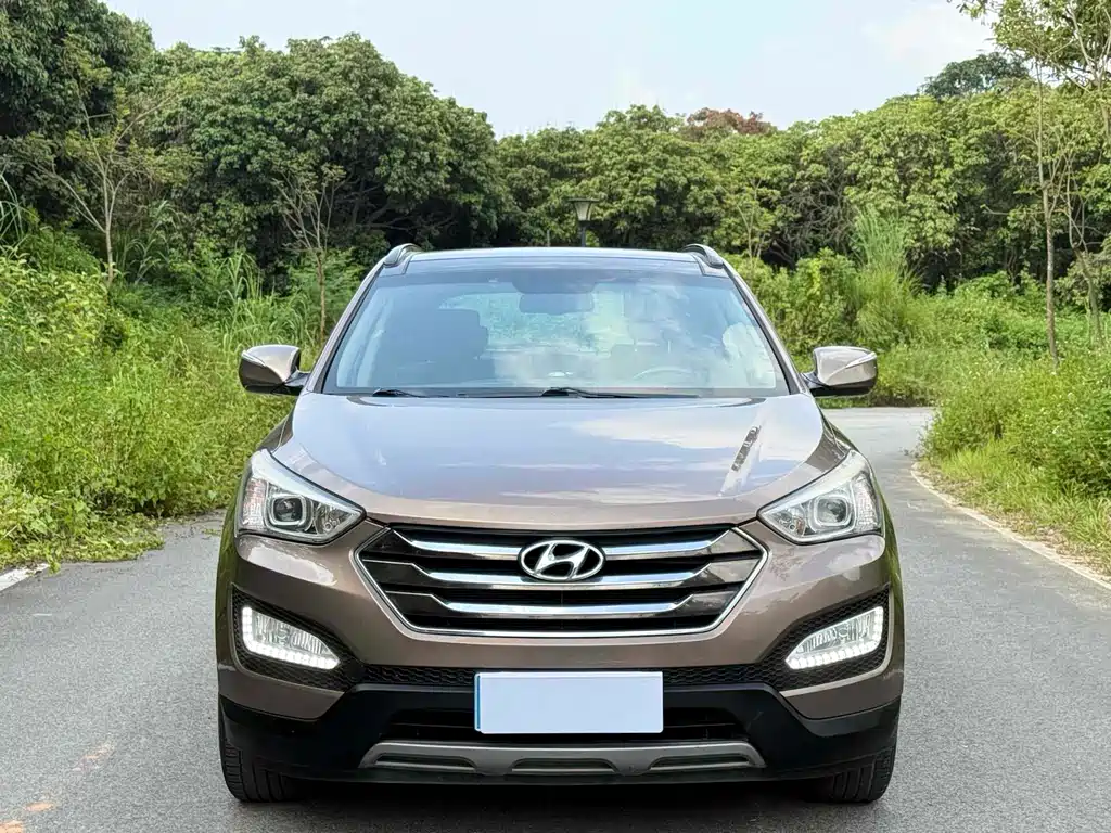 Hyundai Santa Fe 2013 — фото 2