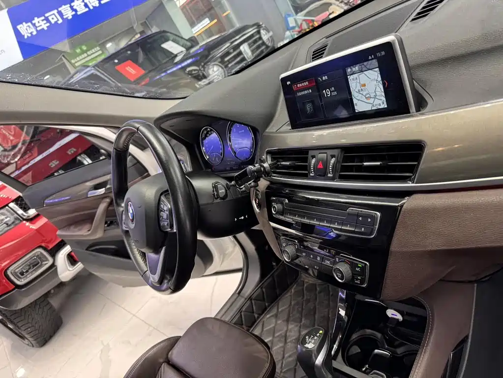 BMW X1 2019 — фото 14