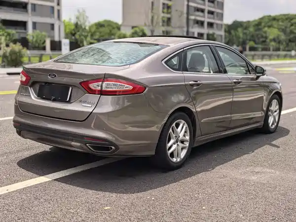 Ford Mondeo 2015