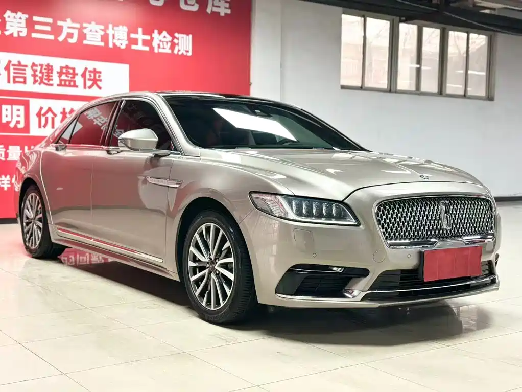 Lincoln Continental 2020 — фото 3