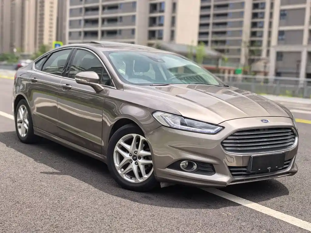 Ford Mondeo 2015 — фото 3
