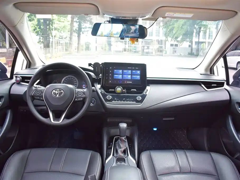 Toyota Corolla 2022 — фото 14