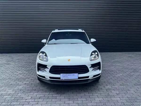 Porsche Macan 2021