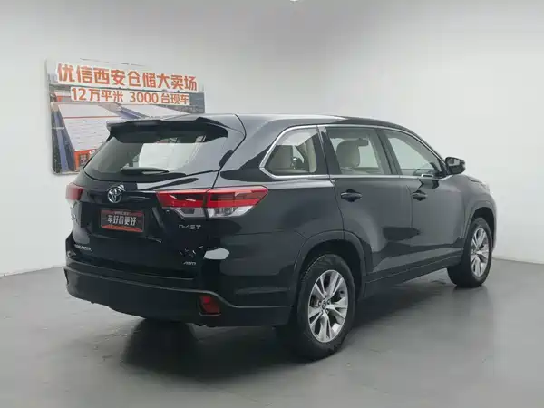 Toyota Highlander 2019