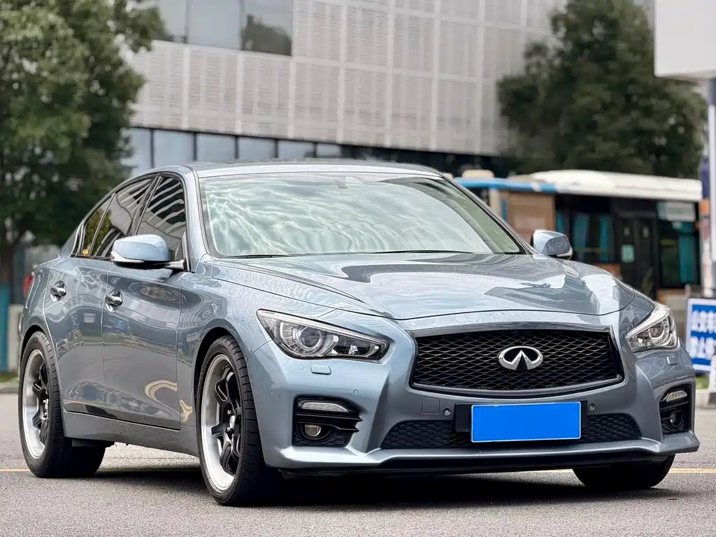 Infiniti Q50 2015 — фото 2