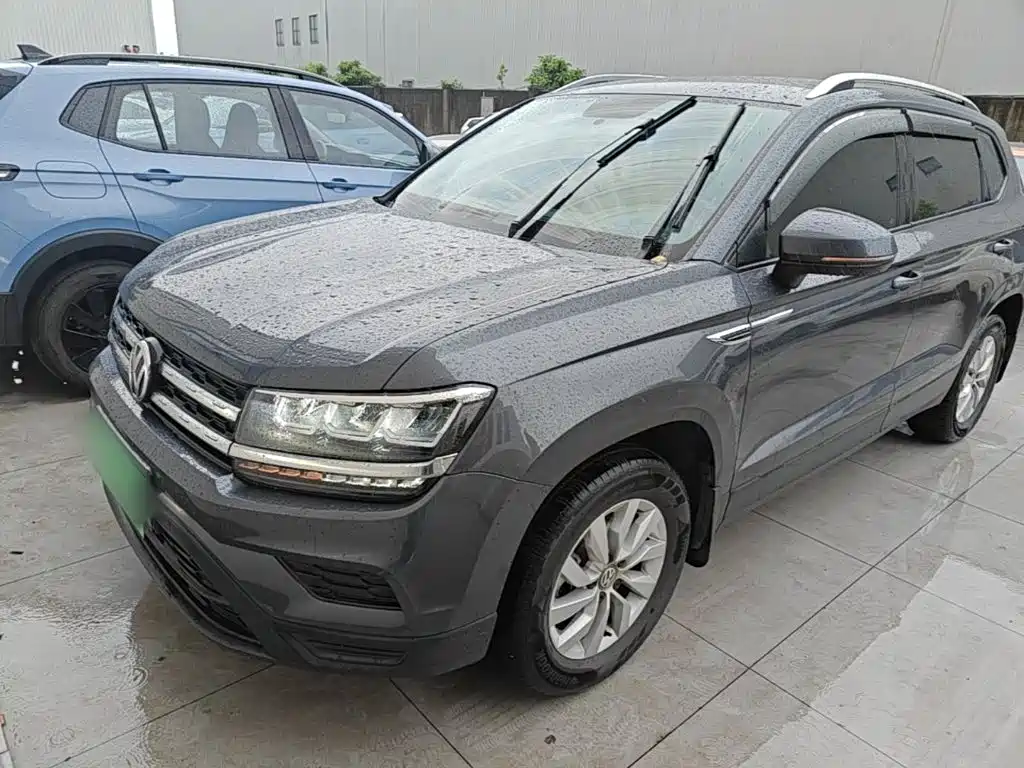 Volkswagen Tharu 2020