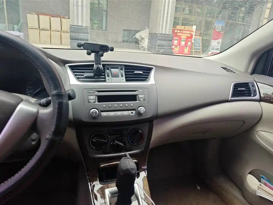 Nissan Sylphy 2012 — фото 12