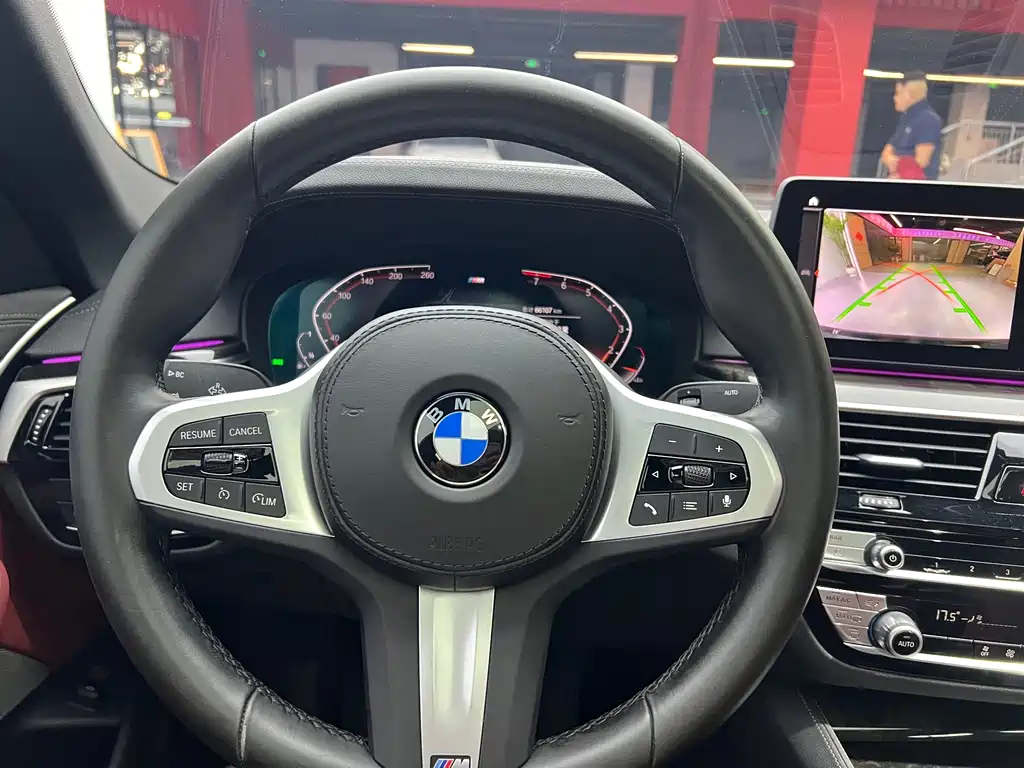 BMW 5 Series 2022
