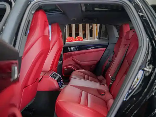 Porsche Panamera 2022