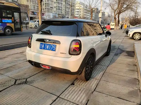 MINI MINI 2016