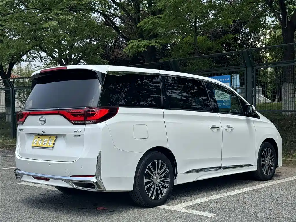 GAC Motor Trumpchi M8 2022 — фото 4
