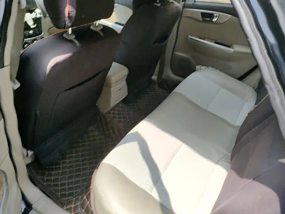 Buick Excelle 2016 — фото 11