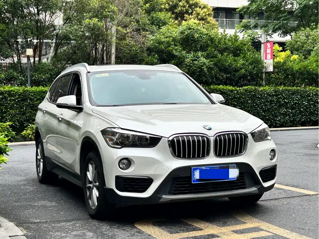 BMW X1 2018 — фото 3