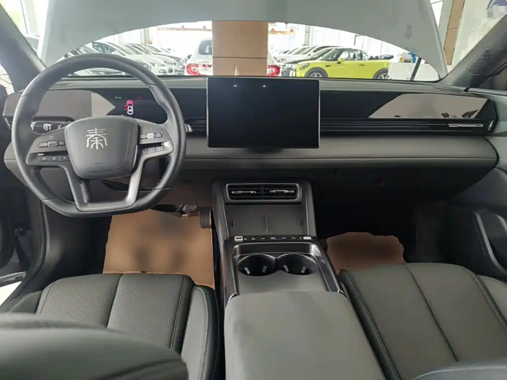 BYD Qin L 2025 — фото 10