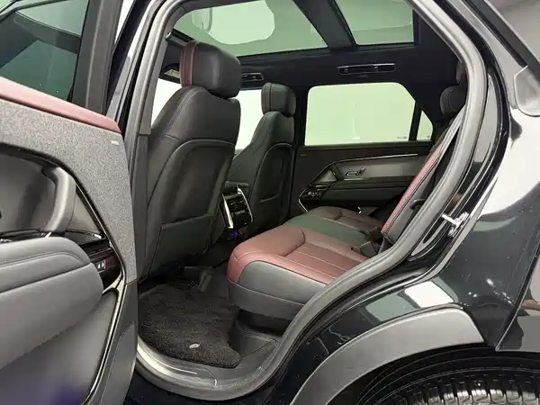 Land Rover Range Rover Sport 2025