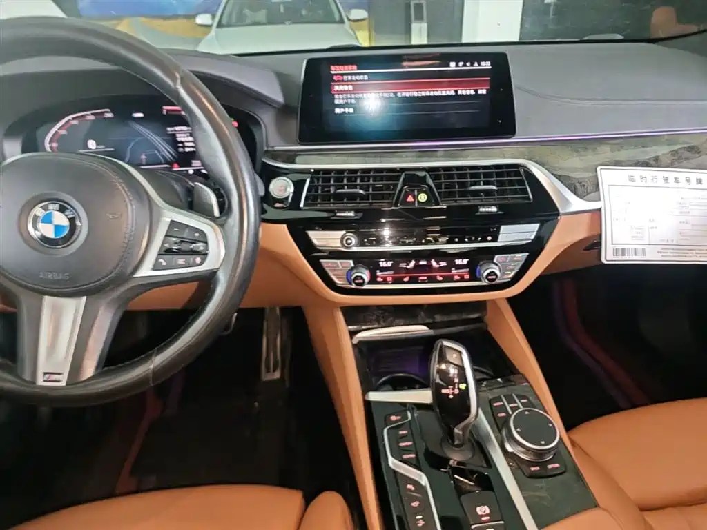 BMW 6 Series GT 2020 — фото 13